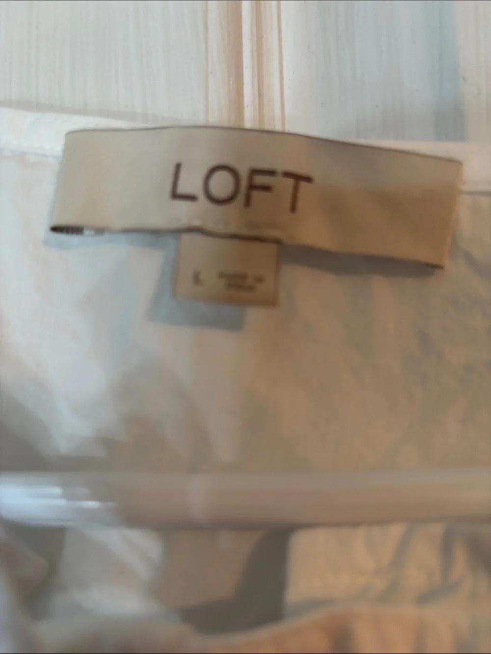 LOFT White Bow-Tie Puff Sleeve Top Size Large